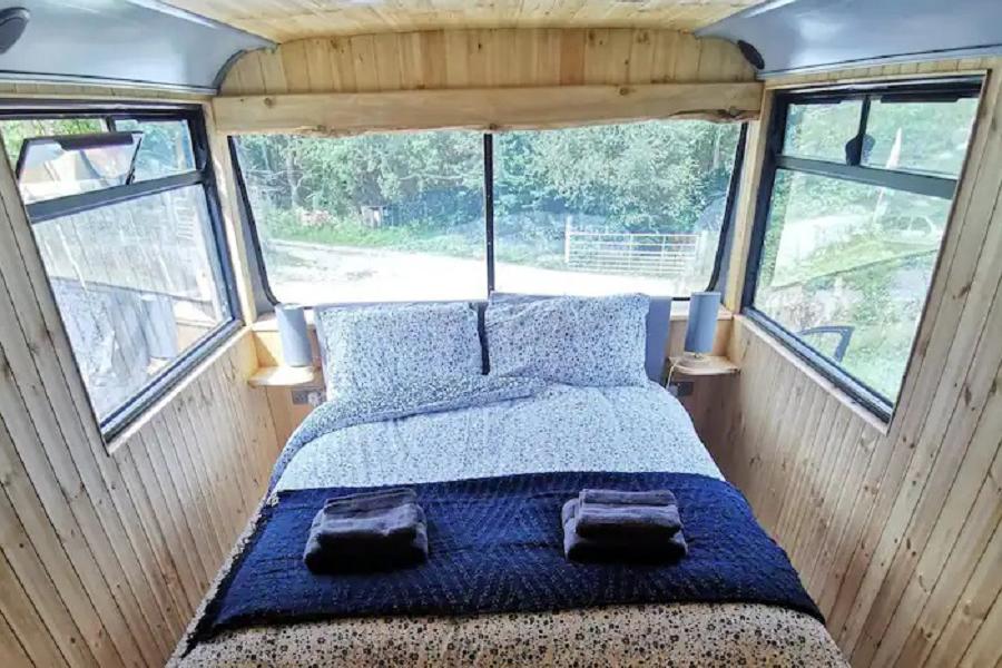 Bed at Dolly the Decker